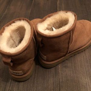ugg low top boots